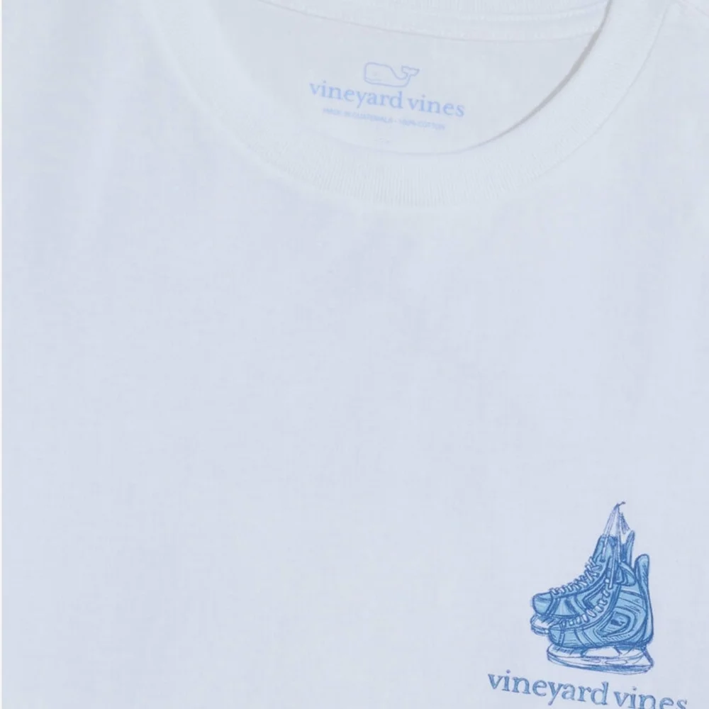 PRICE DROP‼️NWT Vineyard Vines Mens XL White Hockey w/ Box Logo L/S Pocket Tee - Picture 3 of 4